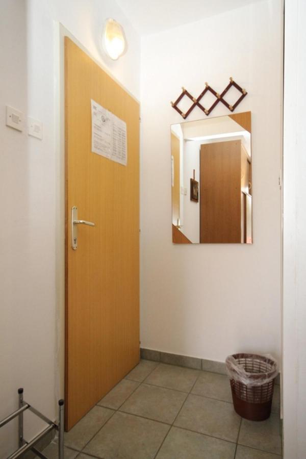 Double Room Mali Losinj 7953B Екстер'єр фото